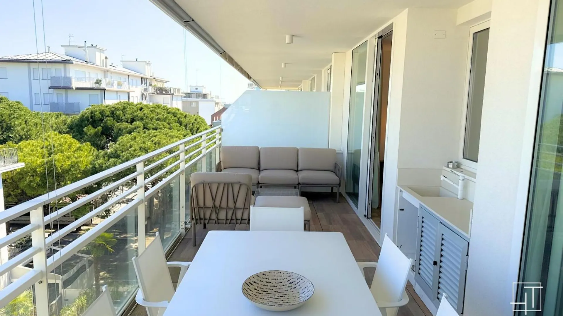 Ht - Luxury Apartment At Palm Beach Jesolo