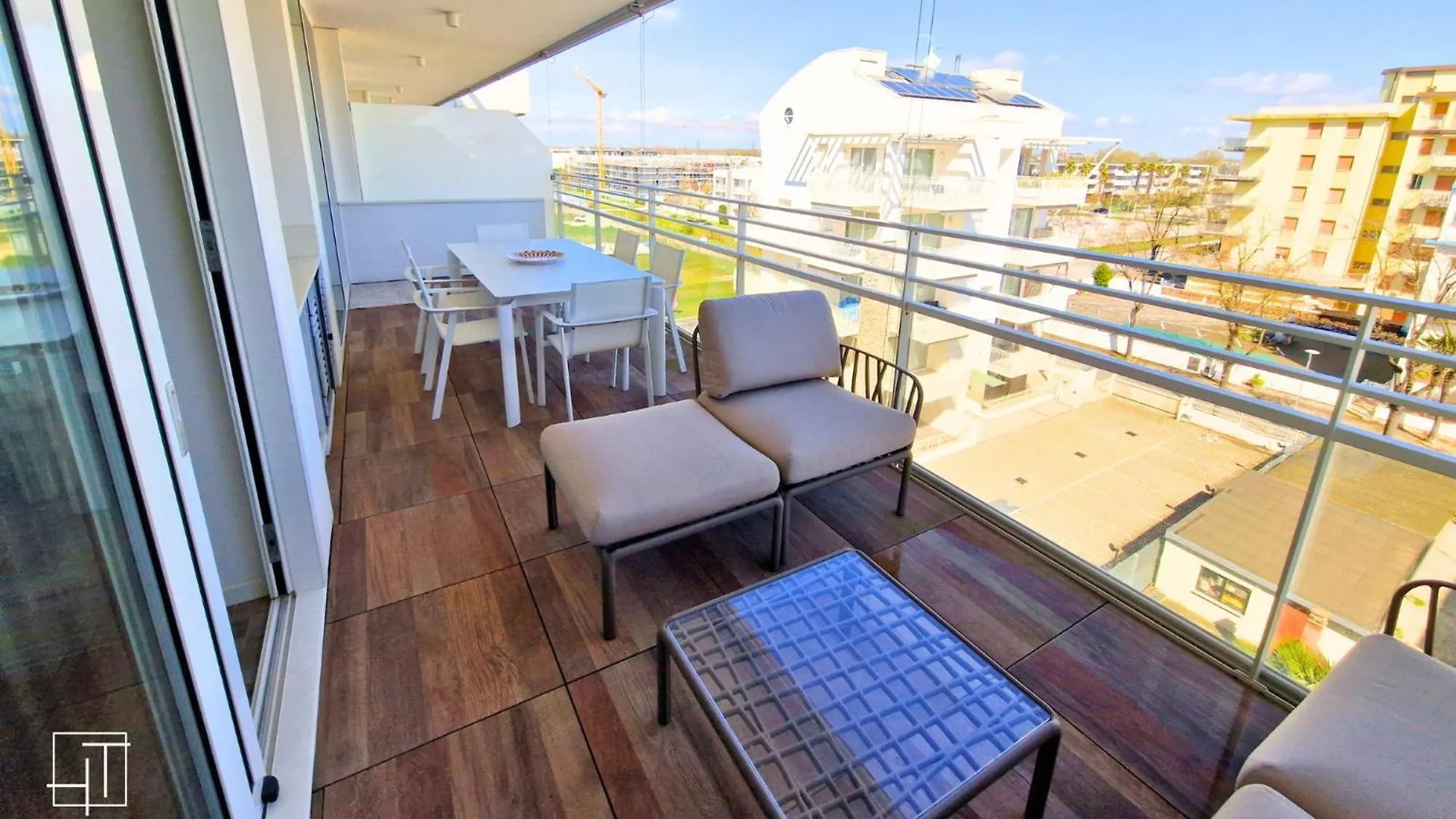Ht - Luxury Apartment At Palm Beach Jesolo Italy
