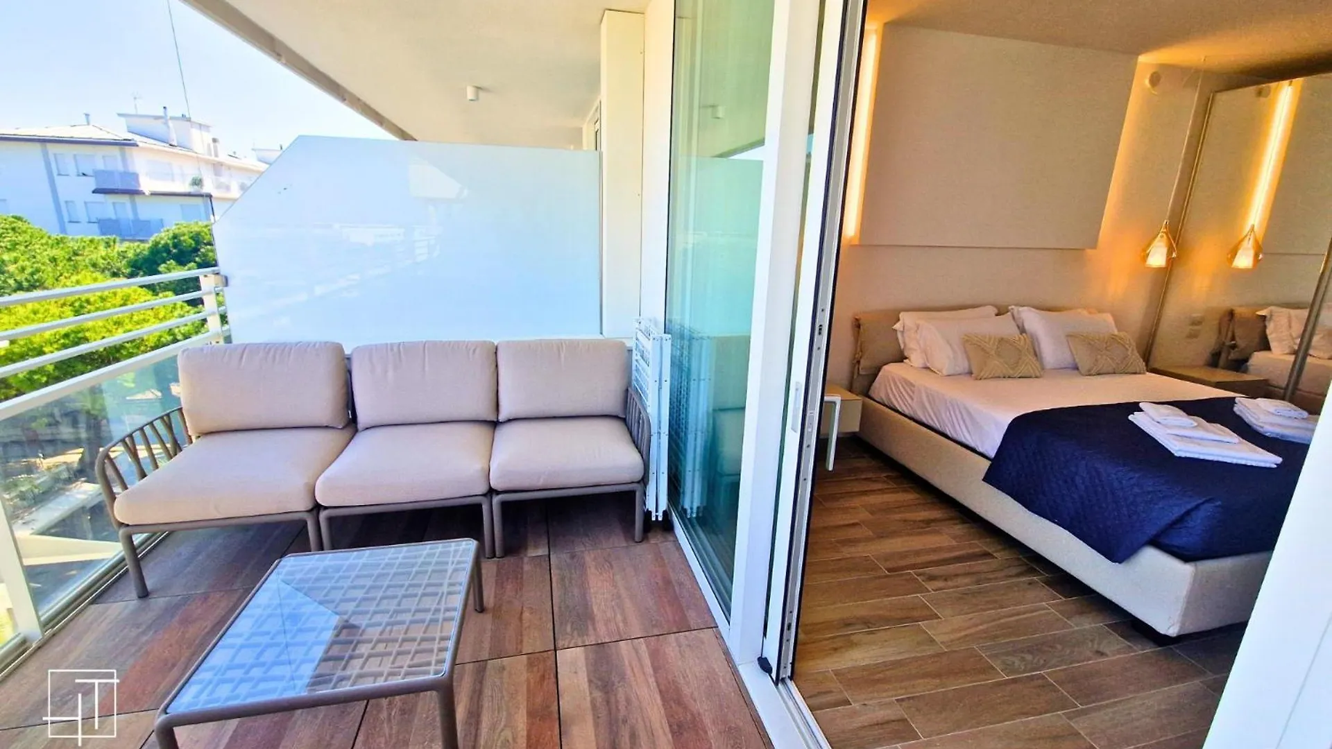 Ht - Luxury Apartment At Palm Beach Jesolo