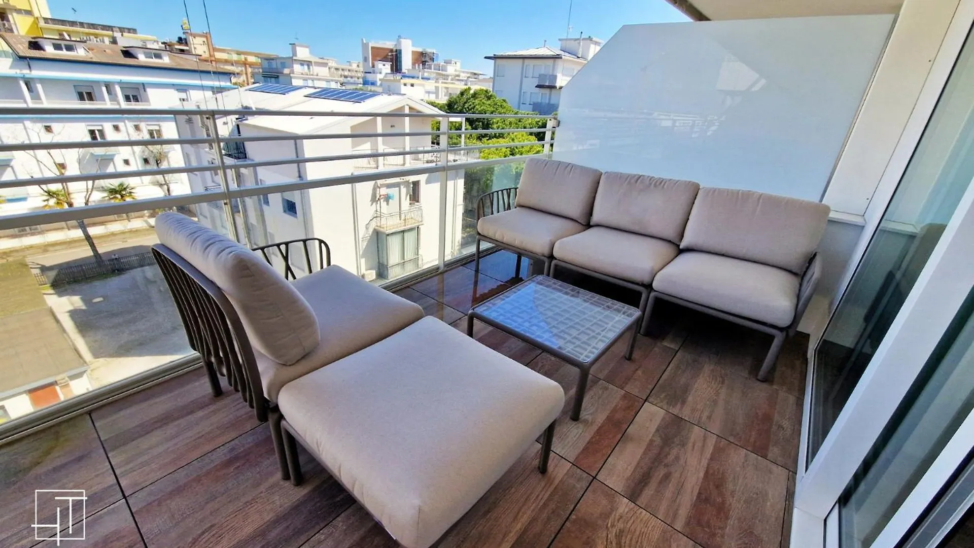 Ht - Luxury Apartment At Palm Beach Jesolo Italy